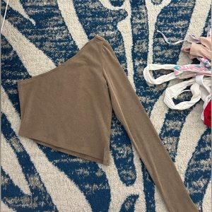Brown going out top one shoulder size S but could fit medium